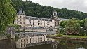 L'abbaye Saint Pierre vue des jardins tranquilles